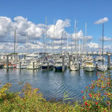 Ferienh M Saunawhirlwanne Сasa de vacaciones Olpenitz